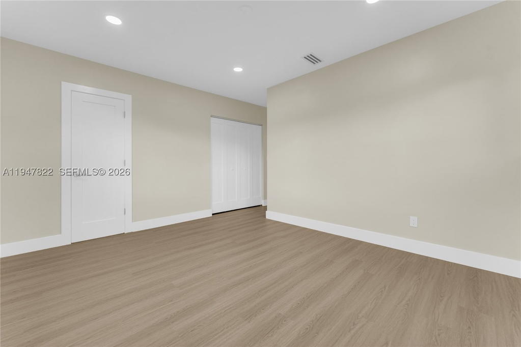 Real estate property located at 141 122nd St, Miami-dade, Breezeswept Estates, North Miami, FL
