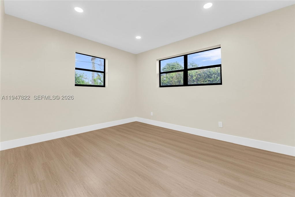 Real estate property located at 141 122nd St, Miami-dade, Breezeswept Estates, North Miami, FL