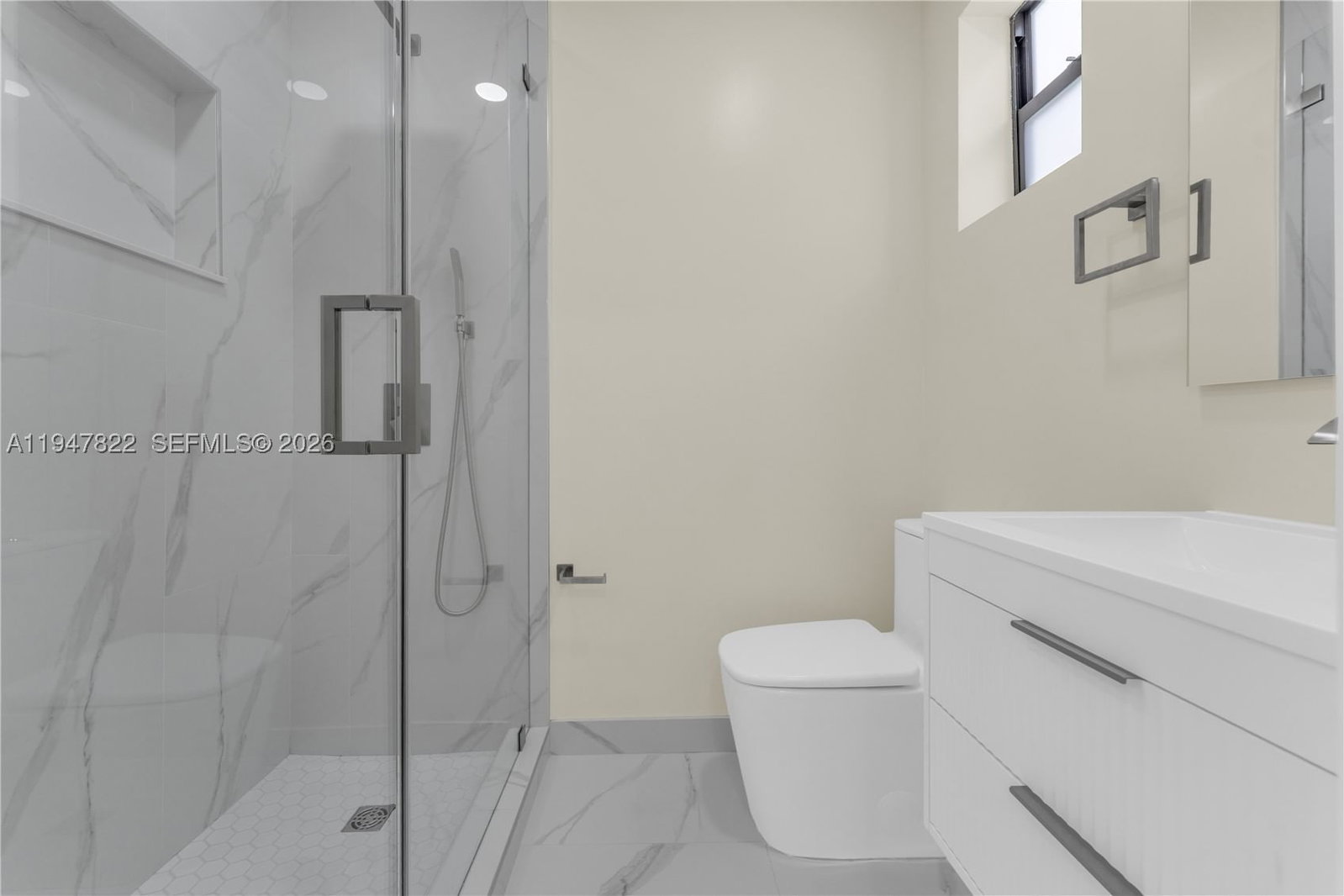 Real estate property located at 141 122nd St, Miami-dade, Breezeswept Estates, North Miami, FL
