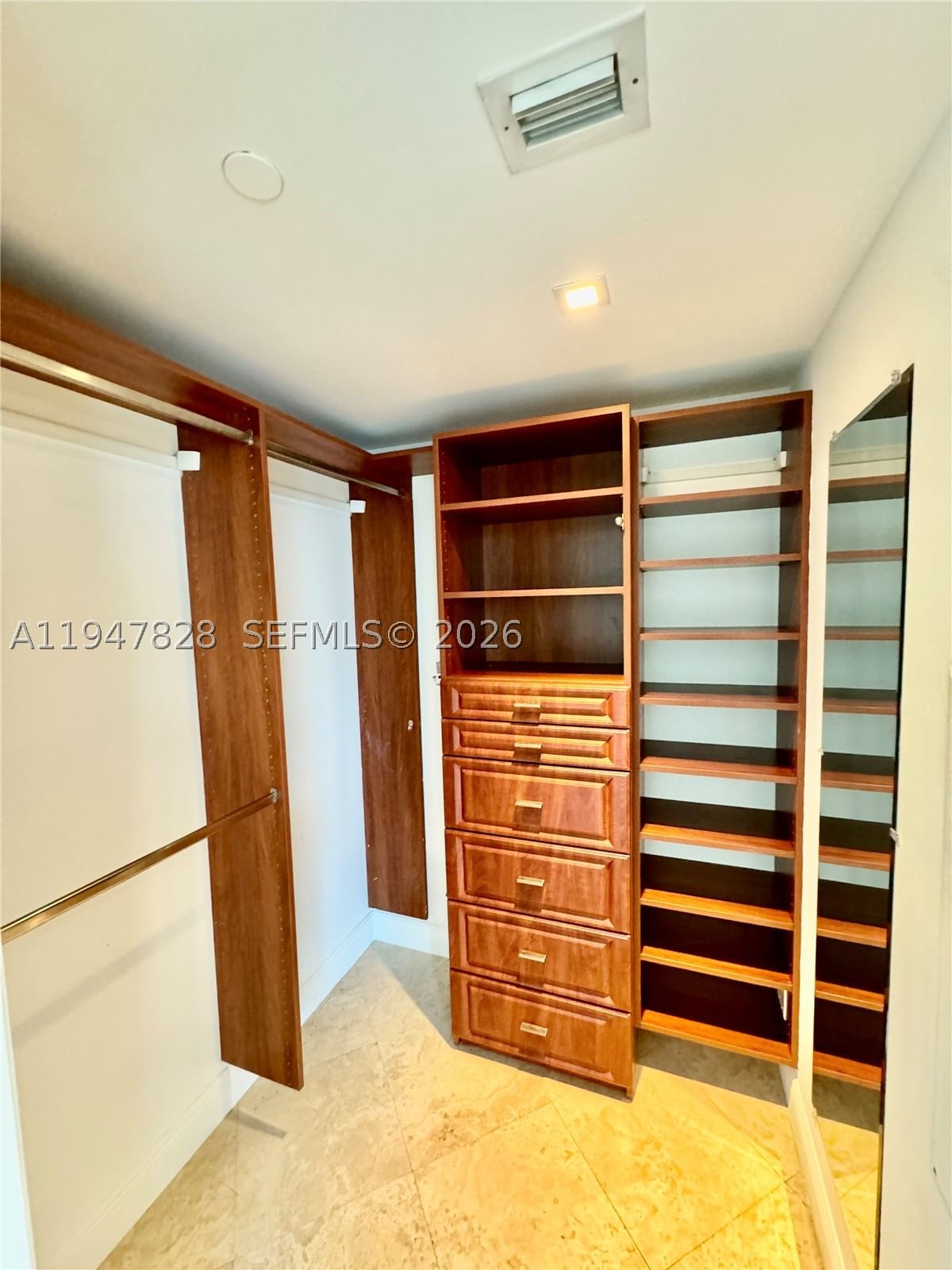Real estate property located at 350 Miami Ave #2912, Miami-dade, Wind Condo, Miami, FL