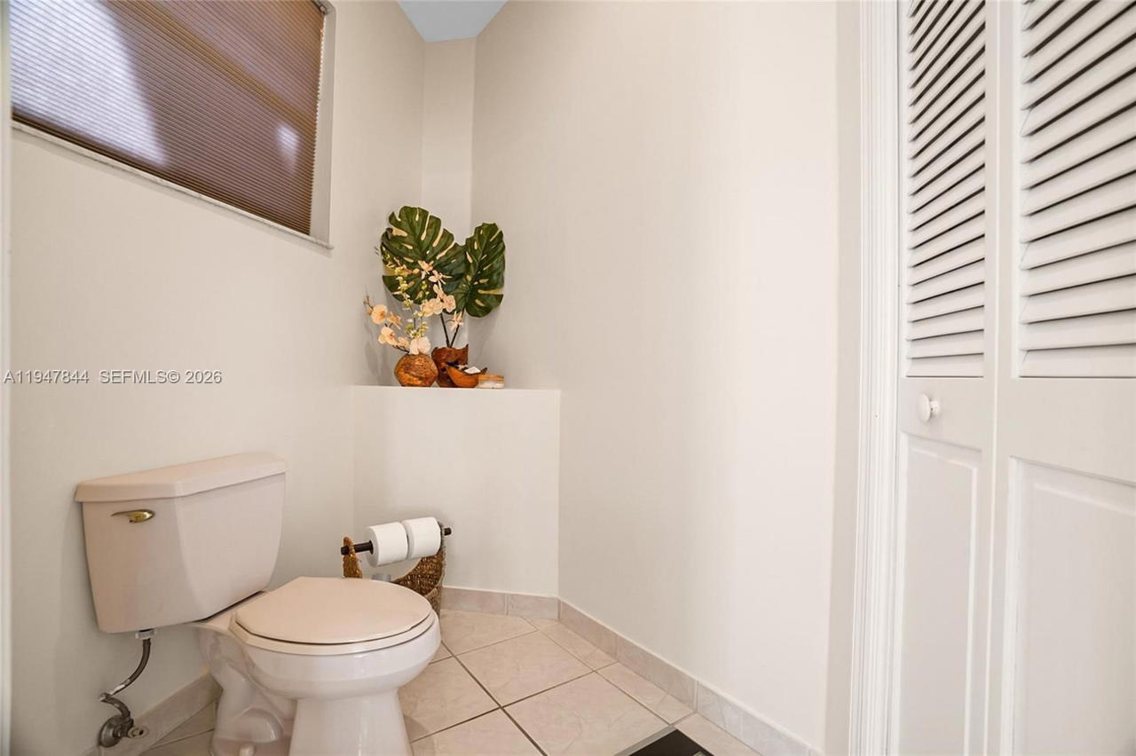 Real estate property located at 440 Sabal Way, Broward, Palm Island, Weston, FL