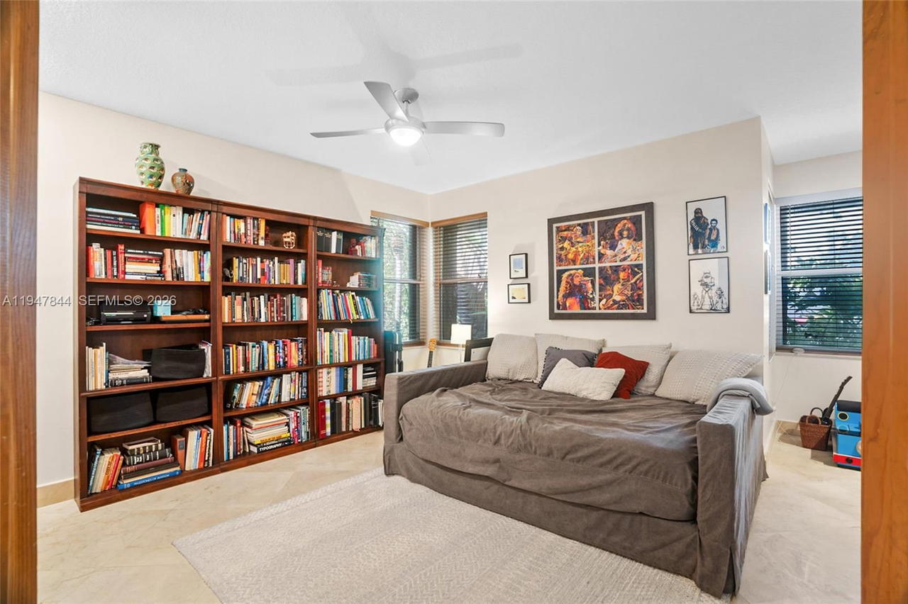 Real estate property located at 440 Sabal Way, Broward, Palm Island, Weston, FL
