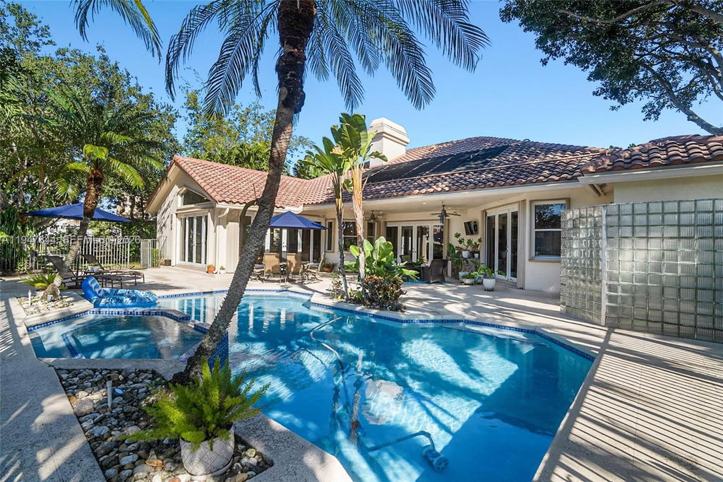 Real estate property located at 440 Sabal Way, Broward, Palm Island, Weston, FL