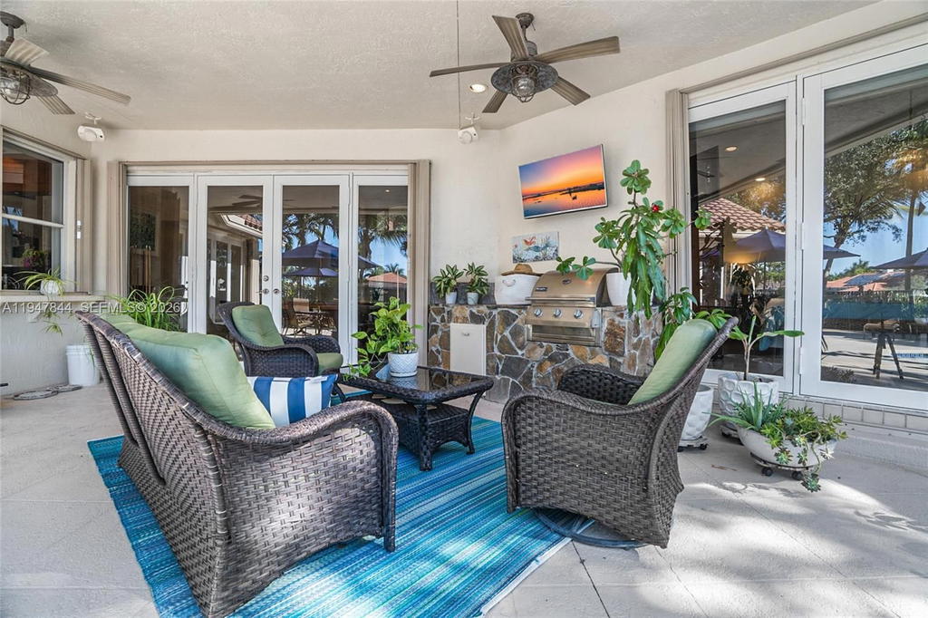 Real estate property located at 440 Sabal Way, Broward, Palm Island, Weston, FL