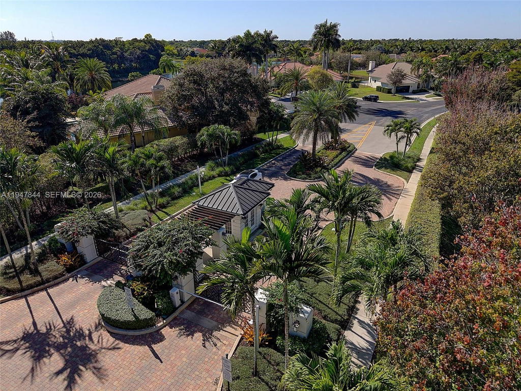Real estate property located at 440 Sabal Way, Broward, Palm Island, Weston, FL