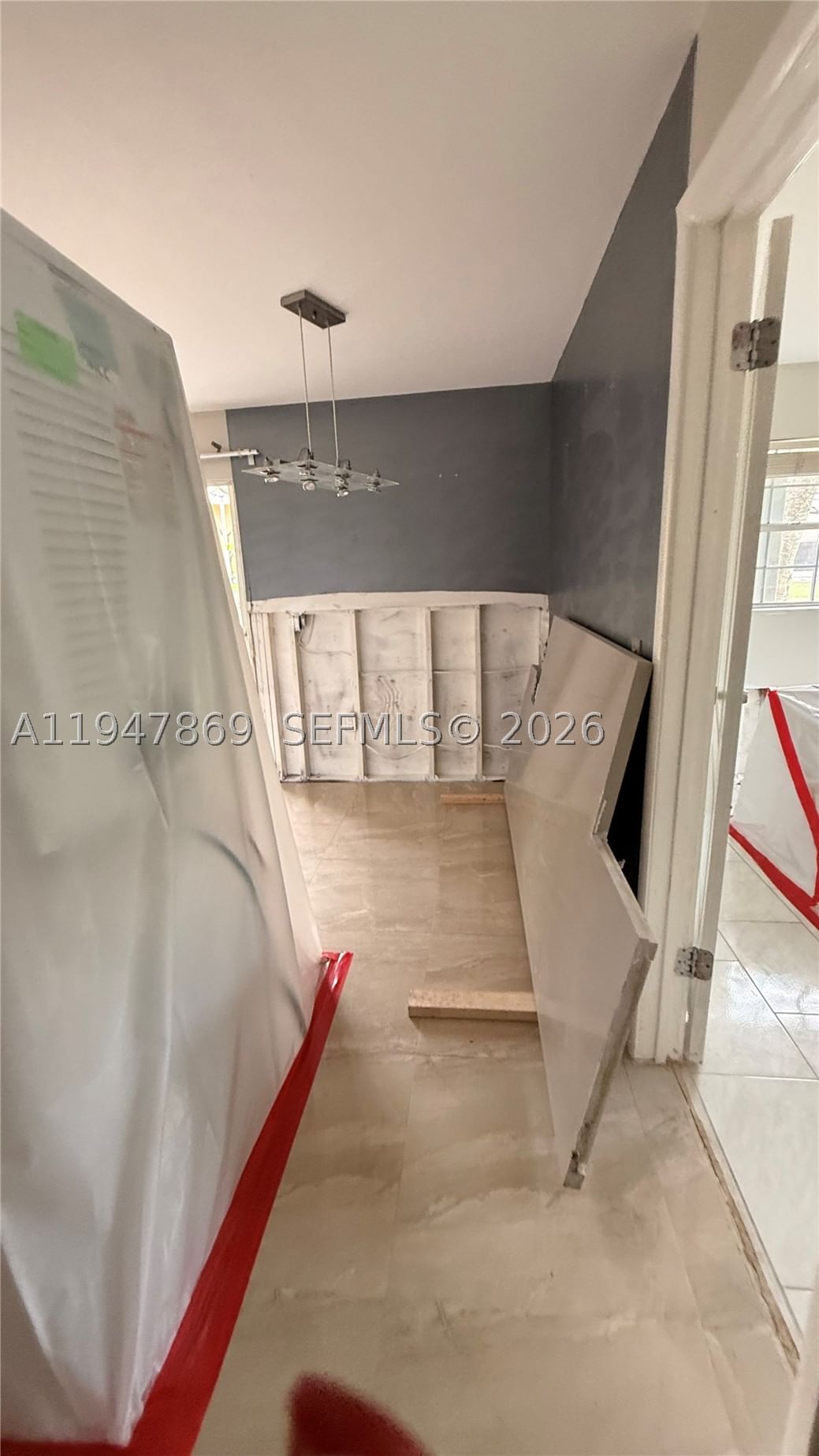 Real estate property located at 811 4th Ave C106, Broward, Chateau De Ville Condo, Dania Beach, FL
