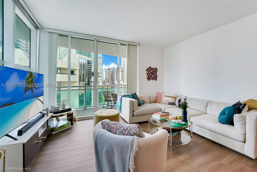 Real estate property located at 951 Brickell Ave #1110, Miami-dade, The Plaza 901 Brickell Co, Miami, FL