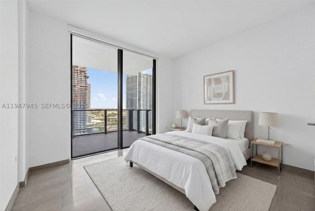 Real estate property located at 68 6th St #2110, Miami-dade, Reach Condo, Miami, FL