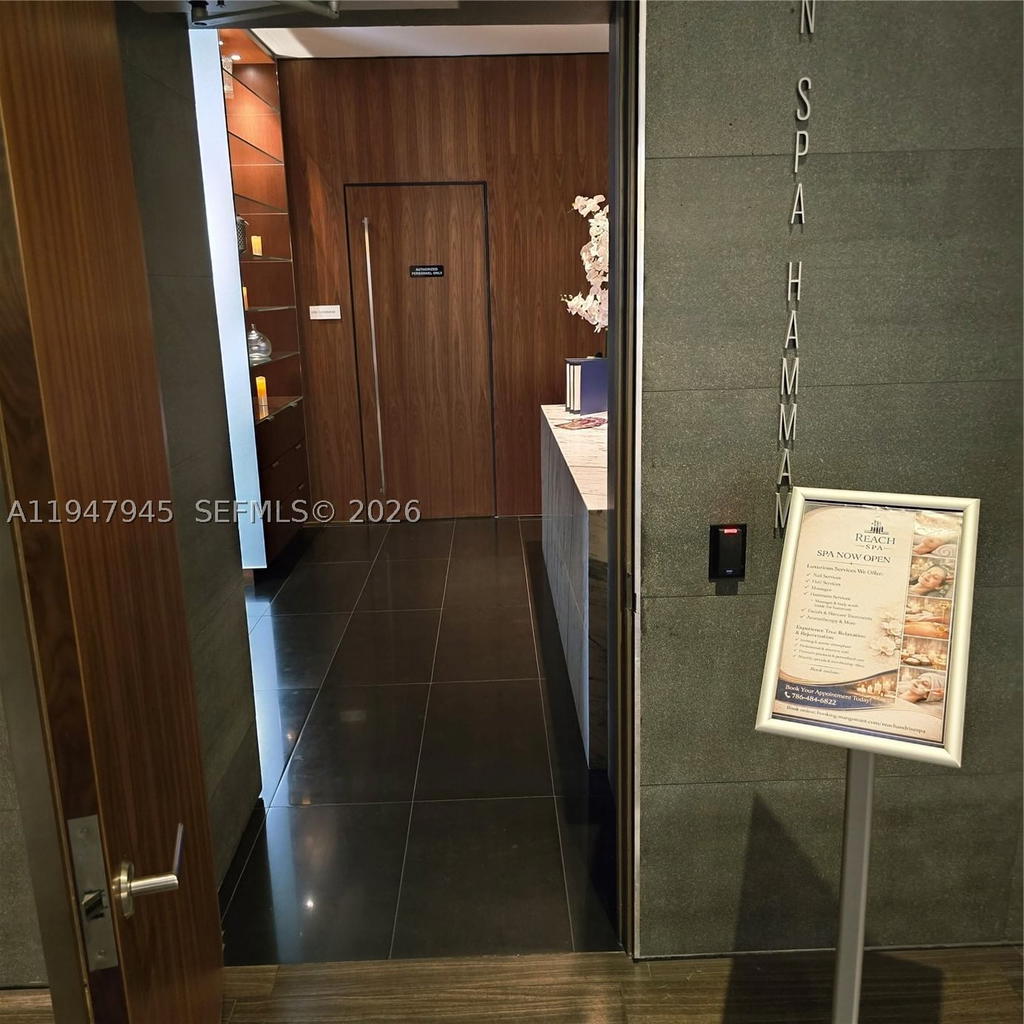 Real estate property located at 68 6th St #2110, Miami-dade, Reach Condo, Miami, FL