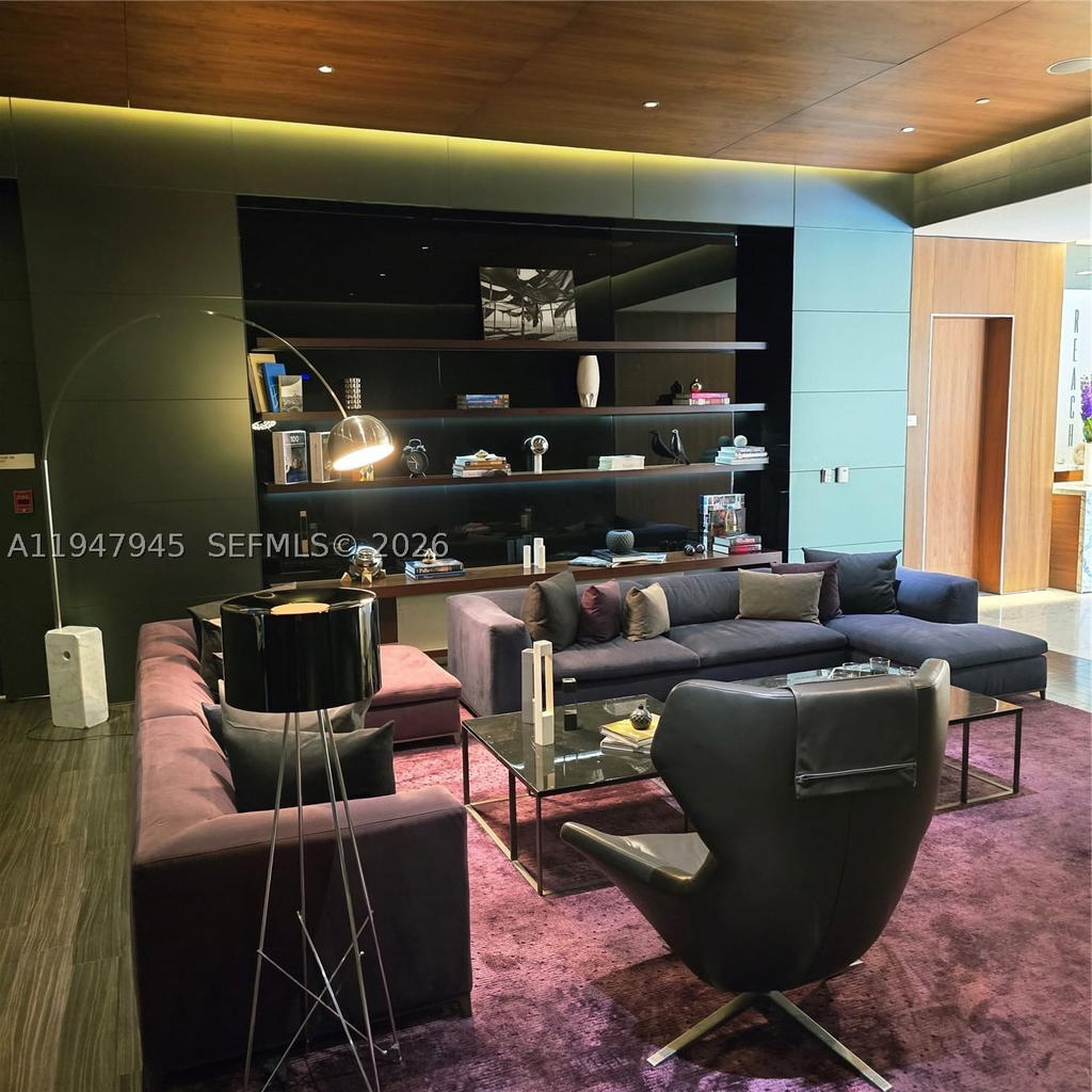 Real estate property located at 68 6th St #2110, Miami-dade, Reach Condo, Miami, FL