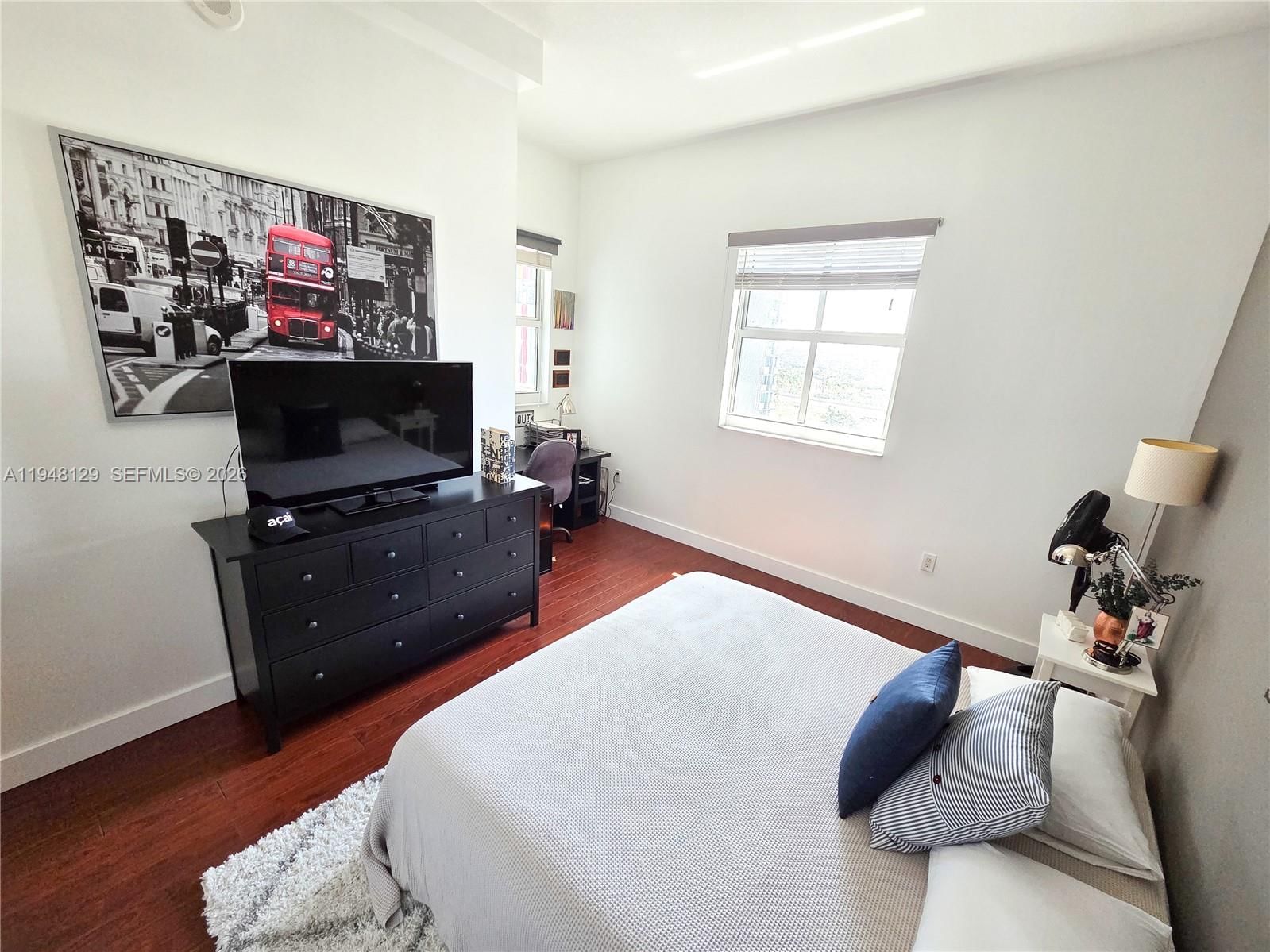 Real estate property located at 1250 Miami Ave #801, Miami-dade, Vue At Brickell Condo, Miami, FL