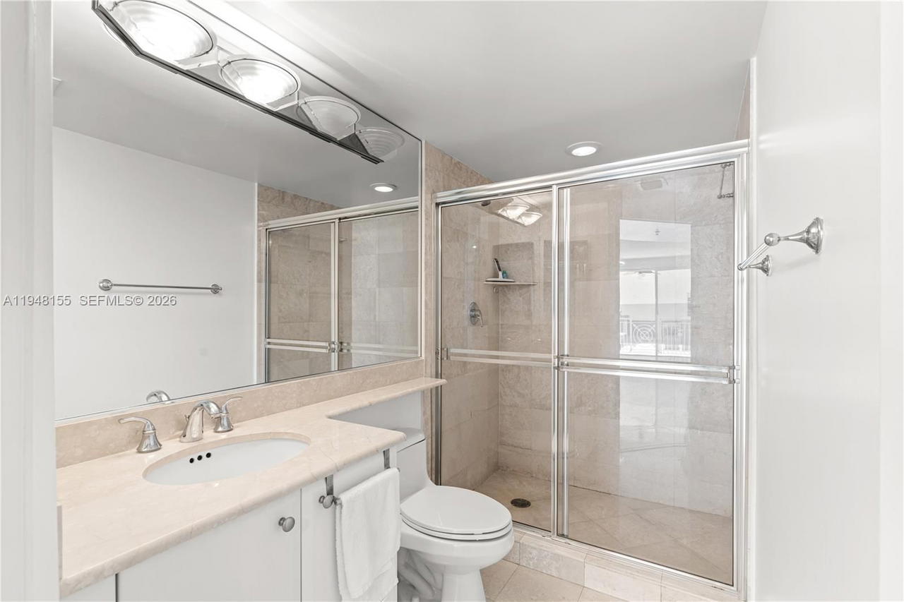 Real estate property located at 100 Meridian Ave #216, Miami-dade, The Courts At South Beach, Miami Beach, FL