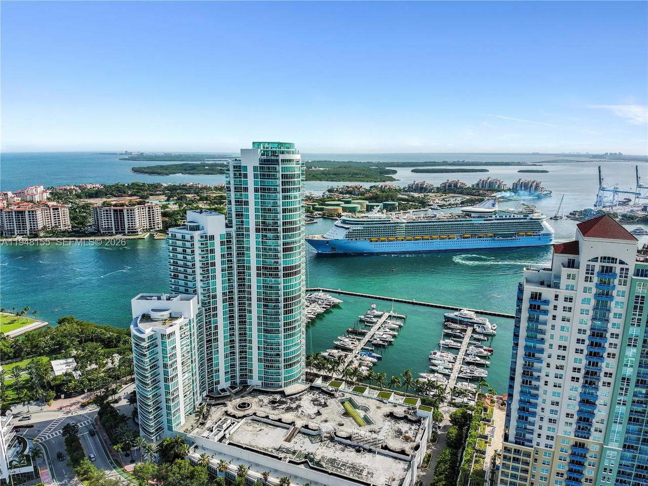 Real estate property located at 100 Meridian Ave #216, Miami-dade, The Courts At South Beach, Miami Beach, FL