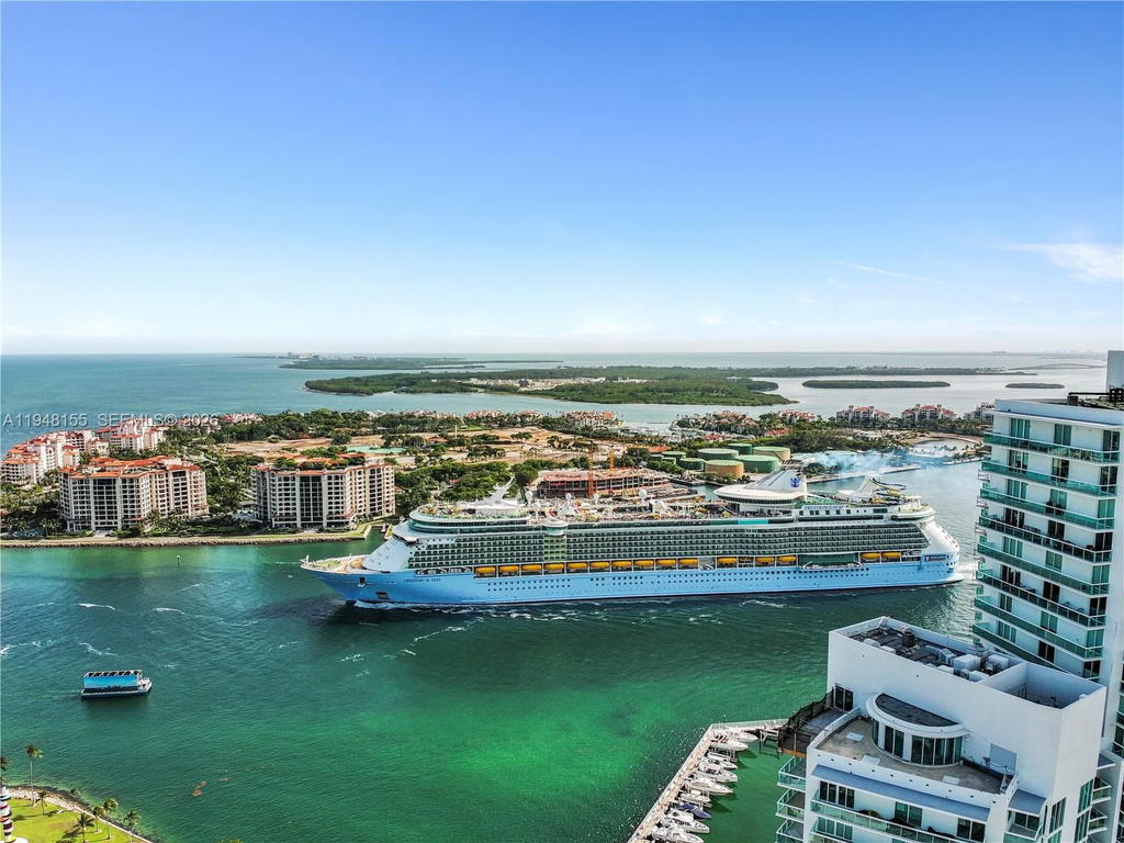 Real estate property located at 100 Meridian Ave #216, Miami-dade, The Courts At South Beach, Miami Beach, FL