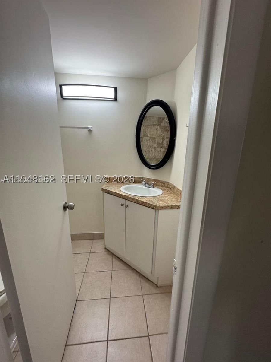 Real estate property located at 1201 191st St G313, Miami-dade, Rolling Green Condo G, Miami, FL