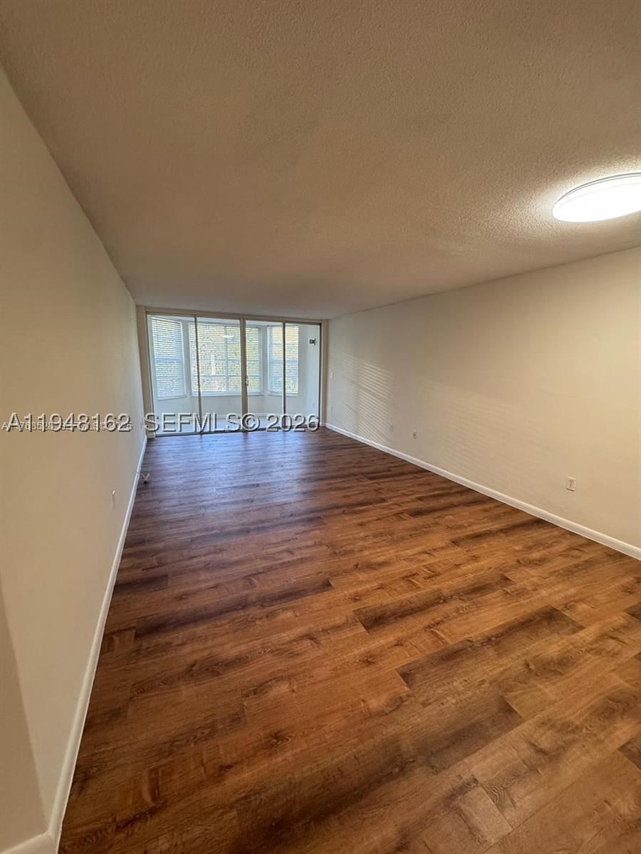 Real estate property located at 1201 191st St G313, Miami-dade, Rolling Green Condo G, Miami, FL