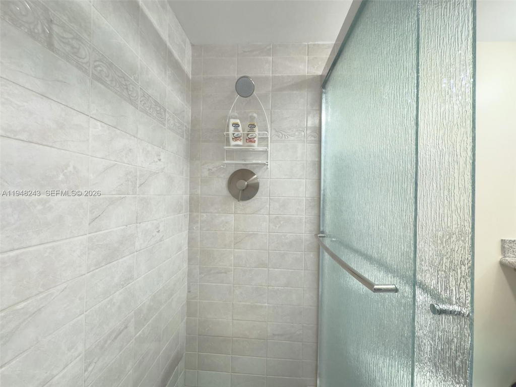 Real estate property located at 250 174th St #1118, Miami-dade, Winston Towers 100 Condo, Sunny Isles Beach, FL