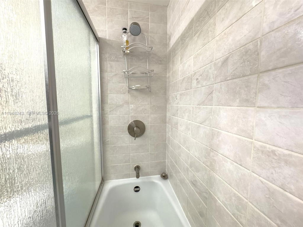 Real estate property located at 250 174th St #1118, Miami-dade, Winston Towers 100 Condo, Sunny Isles Beach, FL