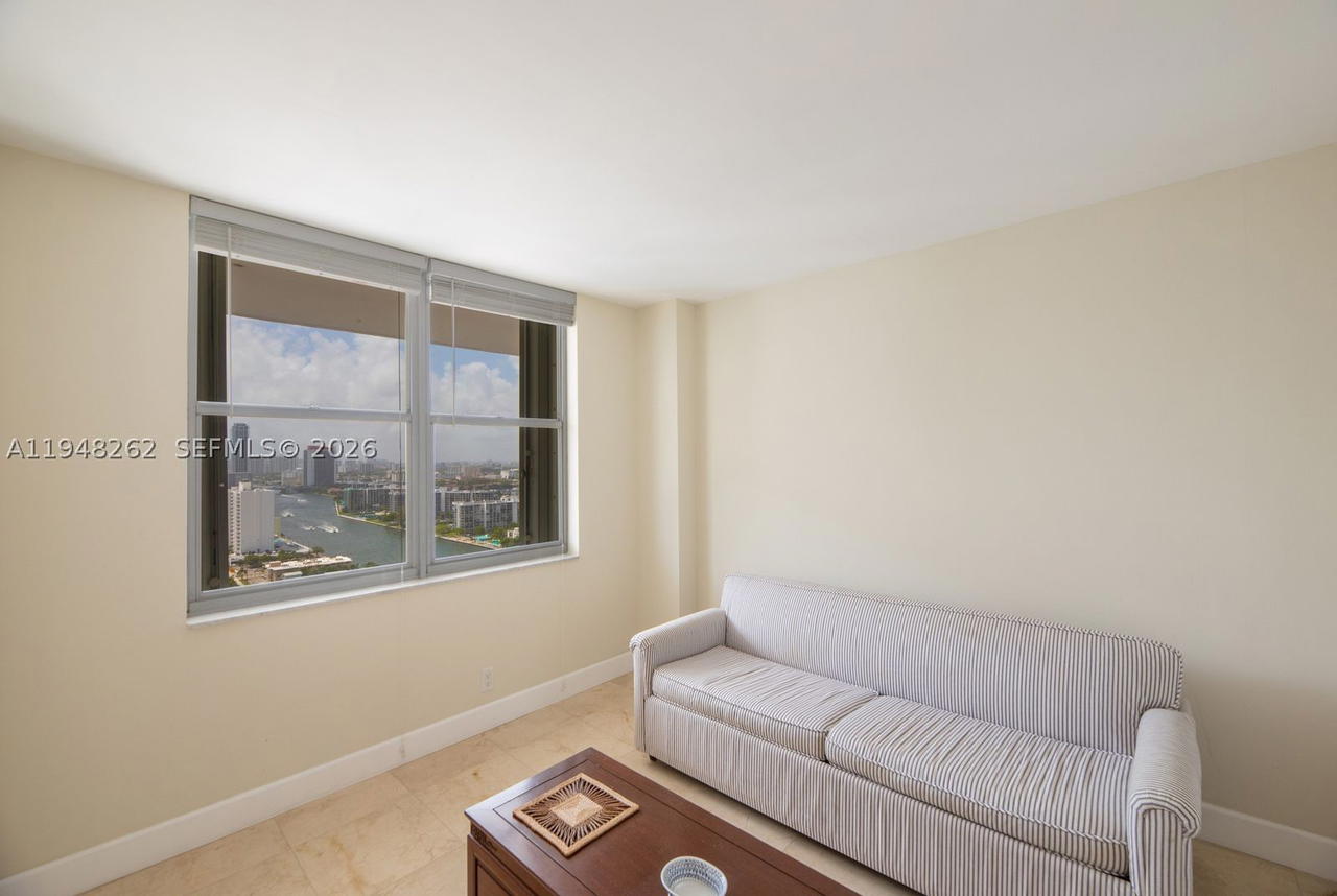 Real estate property located at 2101 Ocean Dr #2608, Broward, Quadomain Tower I And Iv, Hollywood, FL