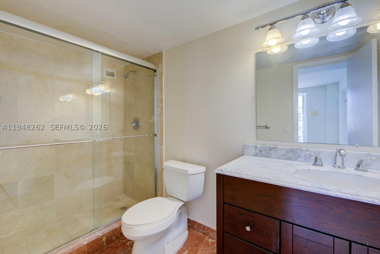 Real estate property located at 2101 Ocean Dr #2608, Broward, Quadomain Tower I And Iv, Hollywood, FL