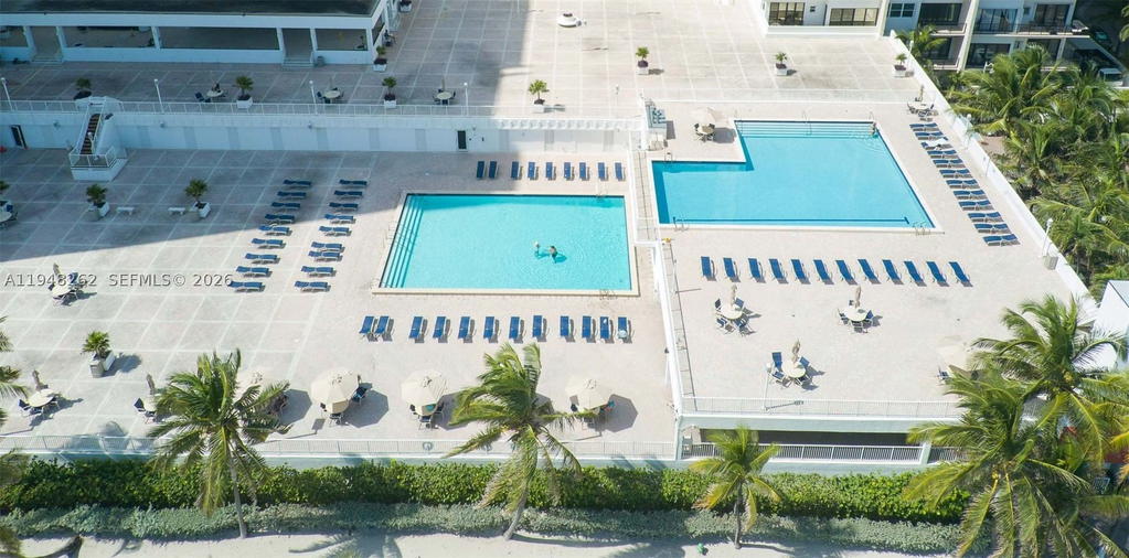 Real estate property located at 2101 Ocean Dr #2608, Broward, Quadomain Tower I And Iv, Hollywood, FL