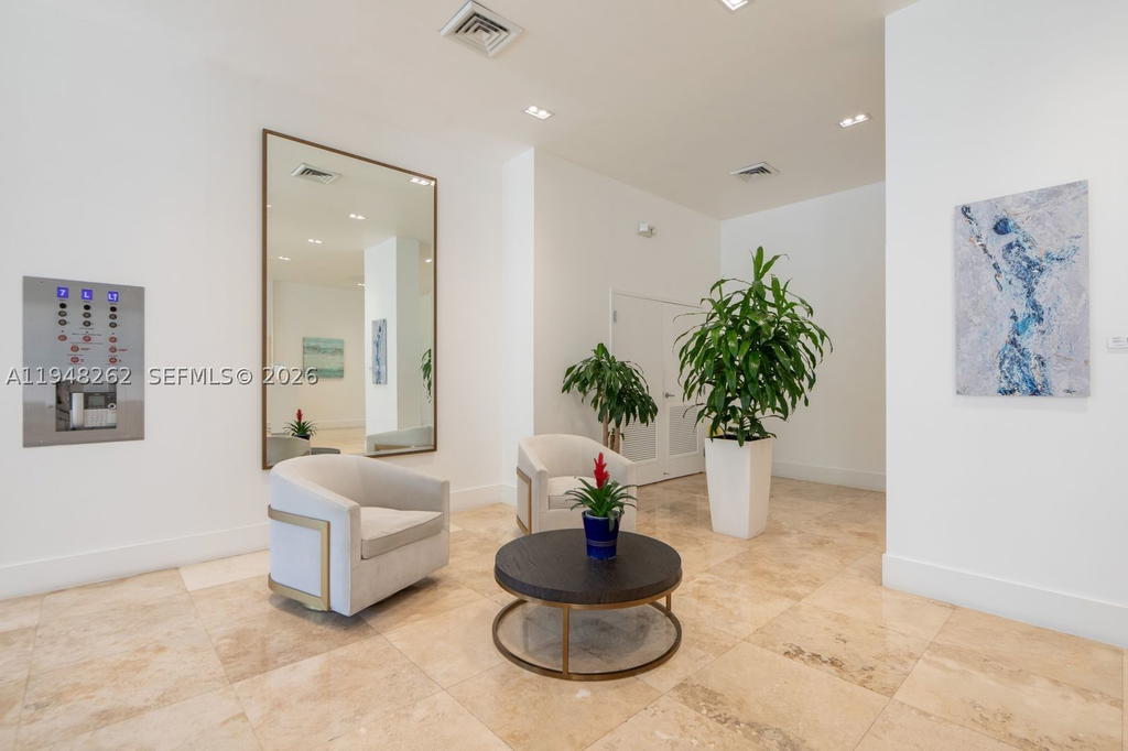 Real estate property located at 2101 Ocean Dr #2608, Broward, Quadomain Tower I And Iv, Hollywood, FL