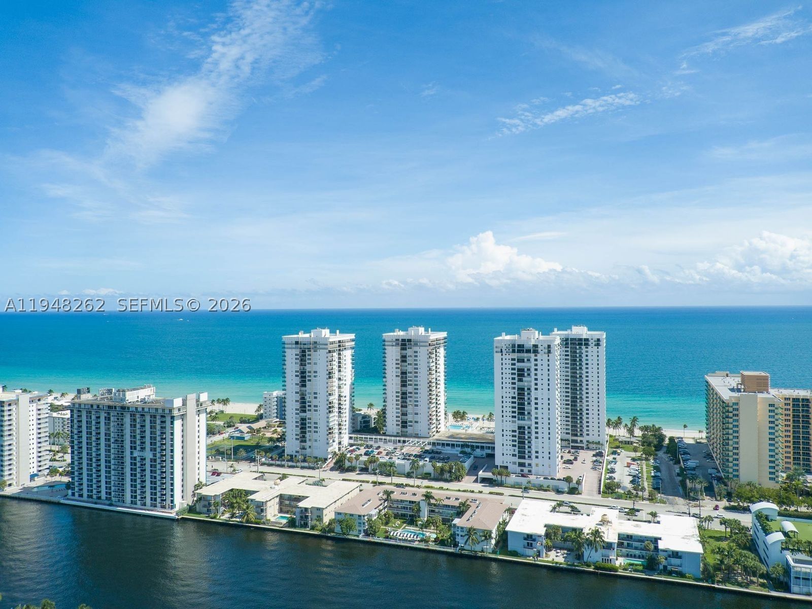 Real estate property located at 2101 Ocean Dr #2608, Broward, Quadomain Tower I And Iv, Hollywood, FL