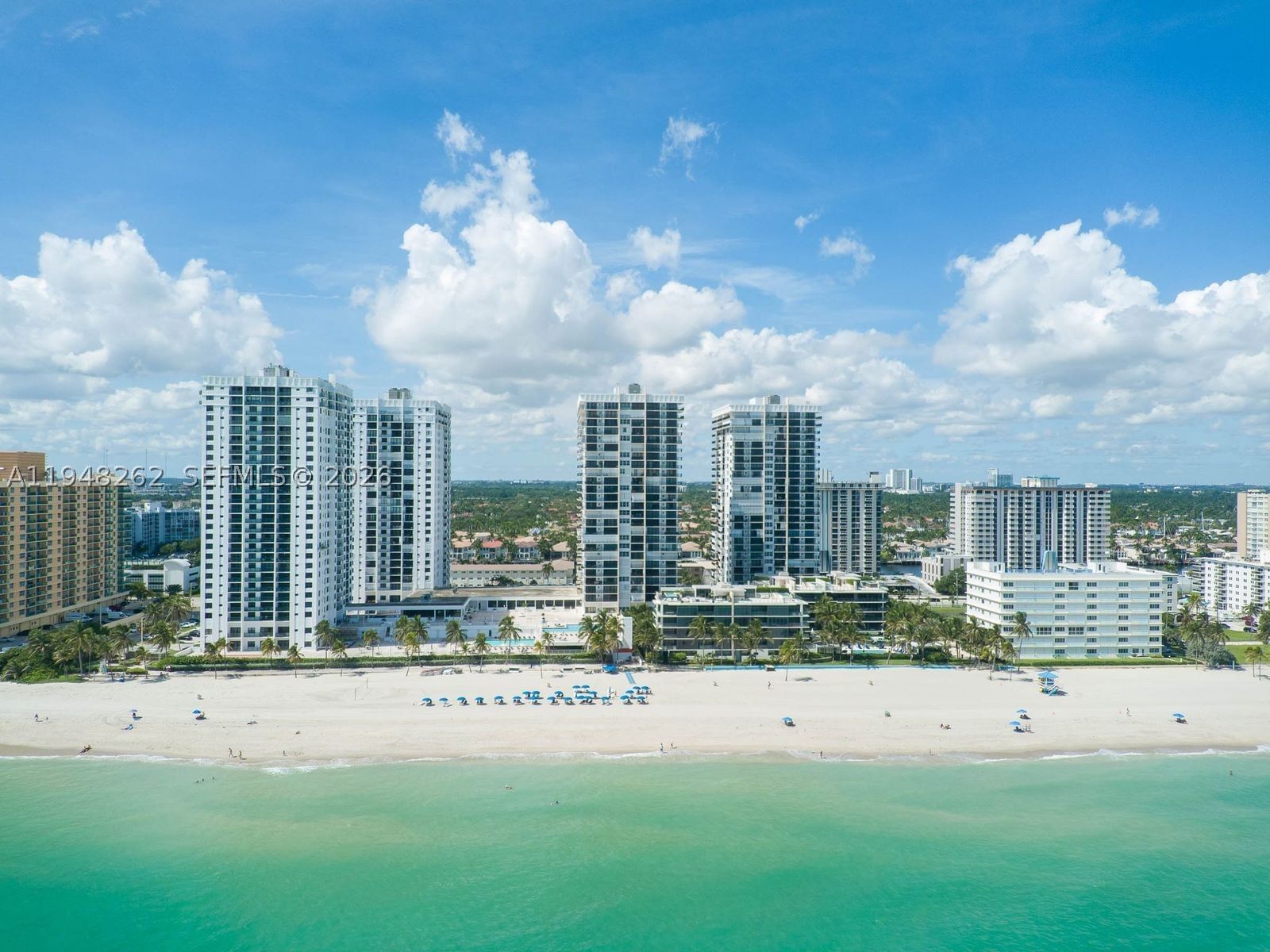 Real estate property located at 2101 Ocean Dr #2608, Broward, Quadomain Tower I And Iv, Hollywood, FL