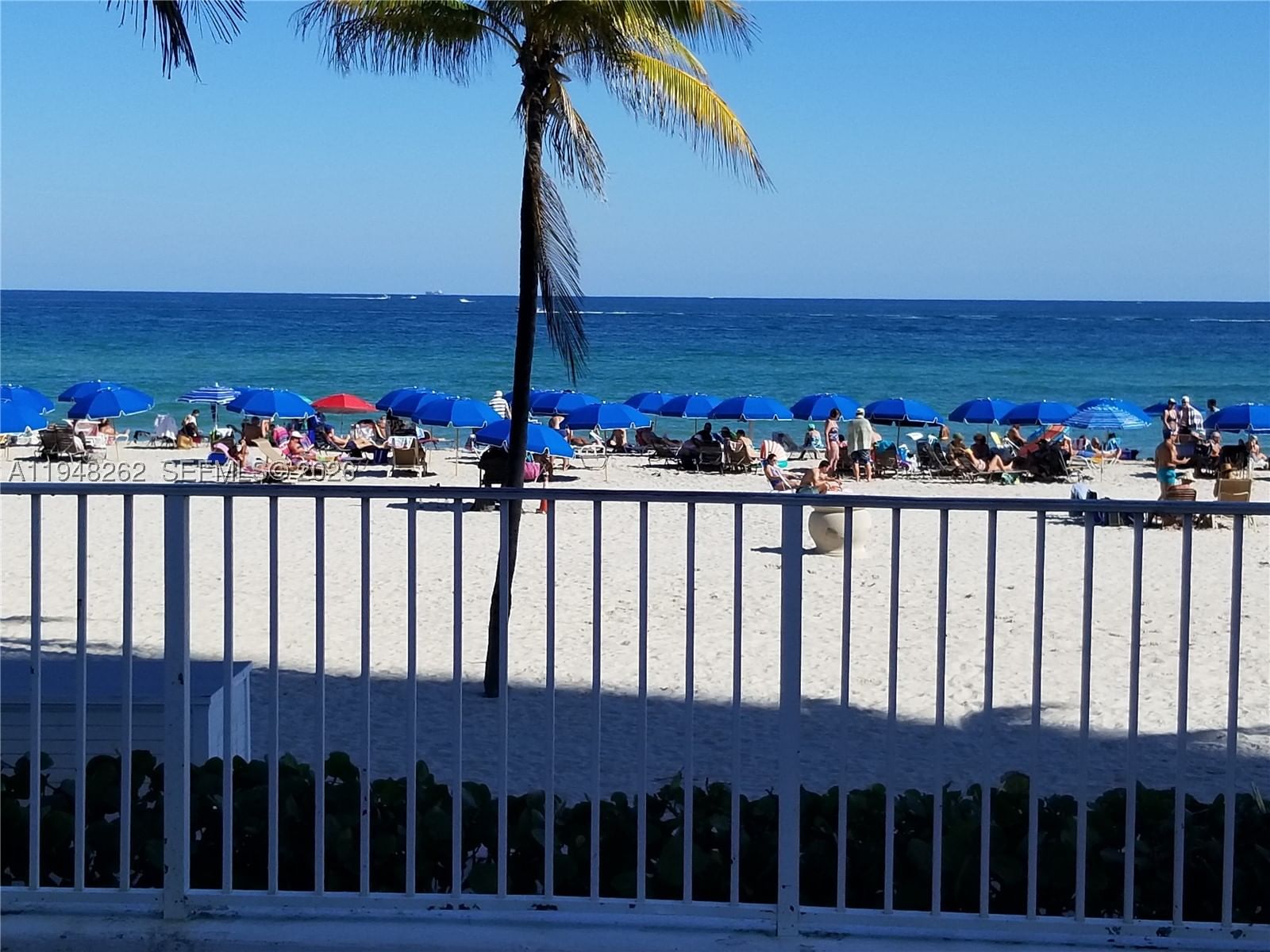 Real estate property located at 2101 Ocean Dr #2608, Broward, Quadomain Tower I And Iv, Hollywood, FL