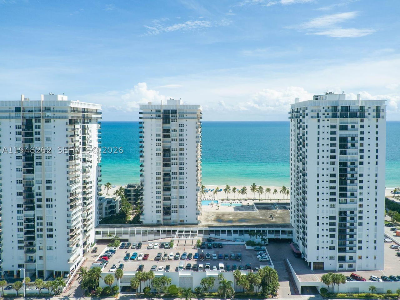 Real estate property located at 2101 Ocean Dr #2608, Broward, Quadomain Tower I And Iv, Hollywood, FL