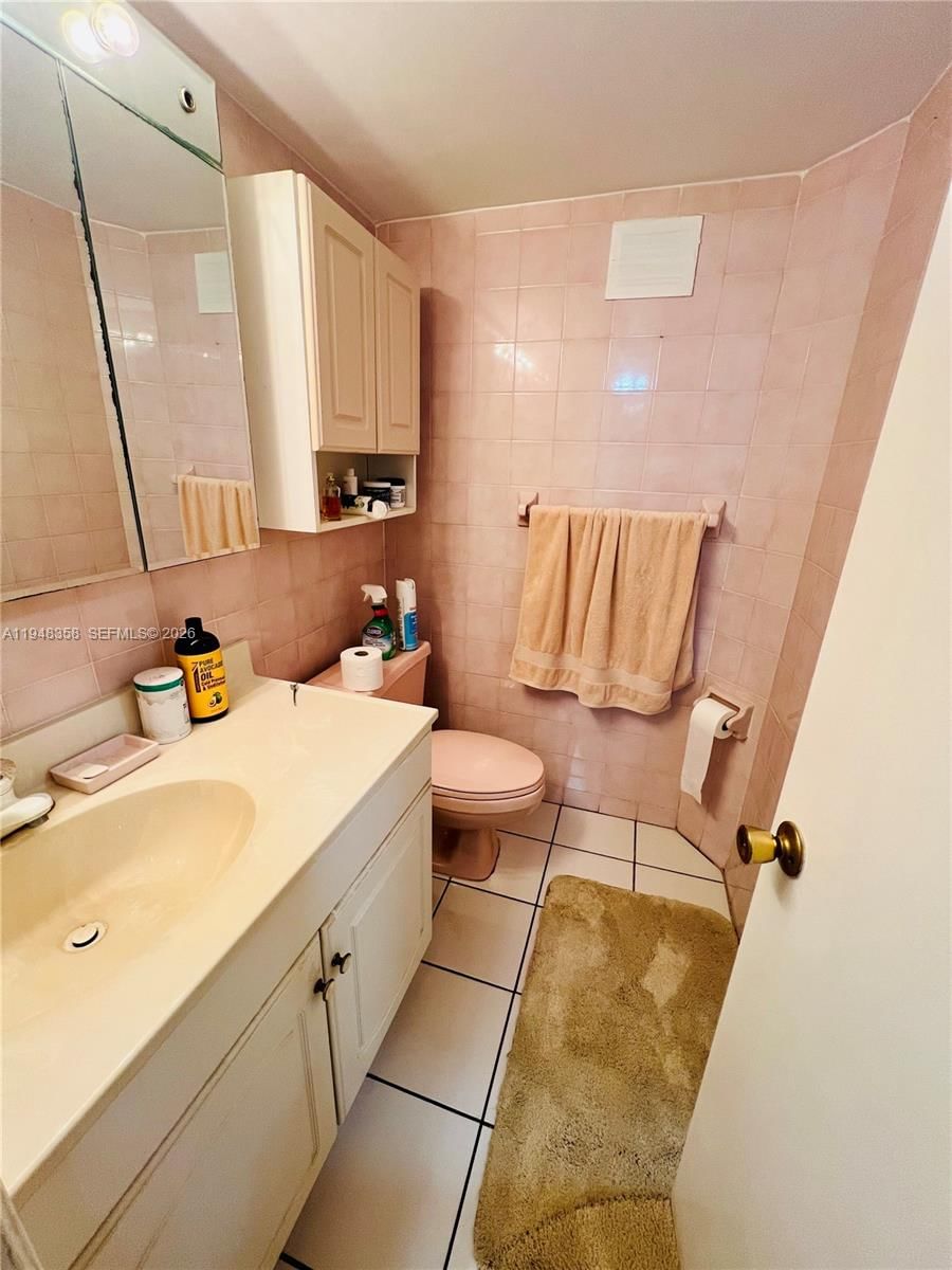 Real estate property located at 1331 Lincoln Rd #701, Miami-dade, Lincoln West Towers Condo, Miami Beach, FL