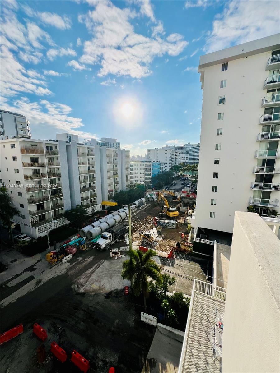 Real estate property located at 1331 Lincoln Rd #701, Miami-dade, Lincoln West Towers Condo, Miami Beach, FL