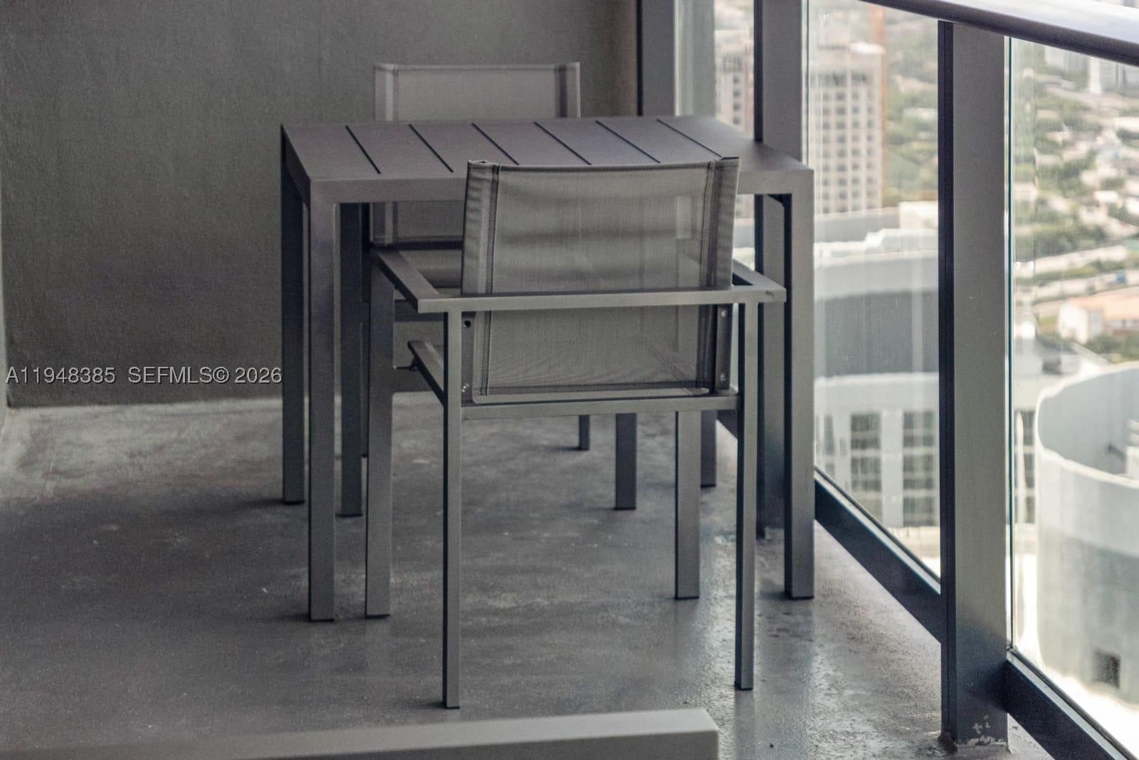 Real estate property located at 159 6th St #5101, Miami-dade, 159 Ne 6th Street Condo, Miami, FL