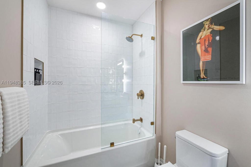 Real estate property located at 159 6th St #5101, Miami-dade, 159 Ne 6th Street Condo, Miami, FL