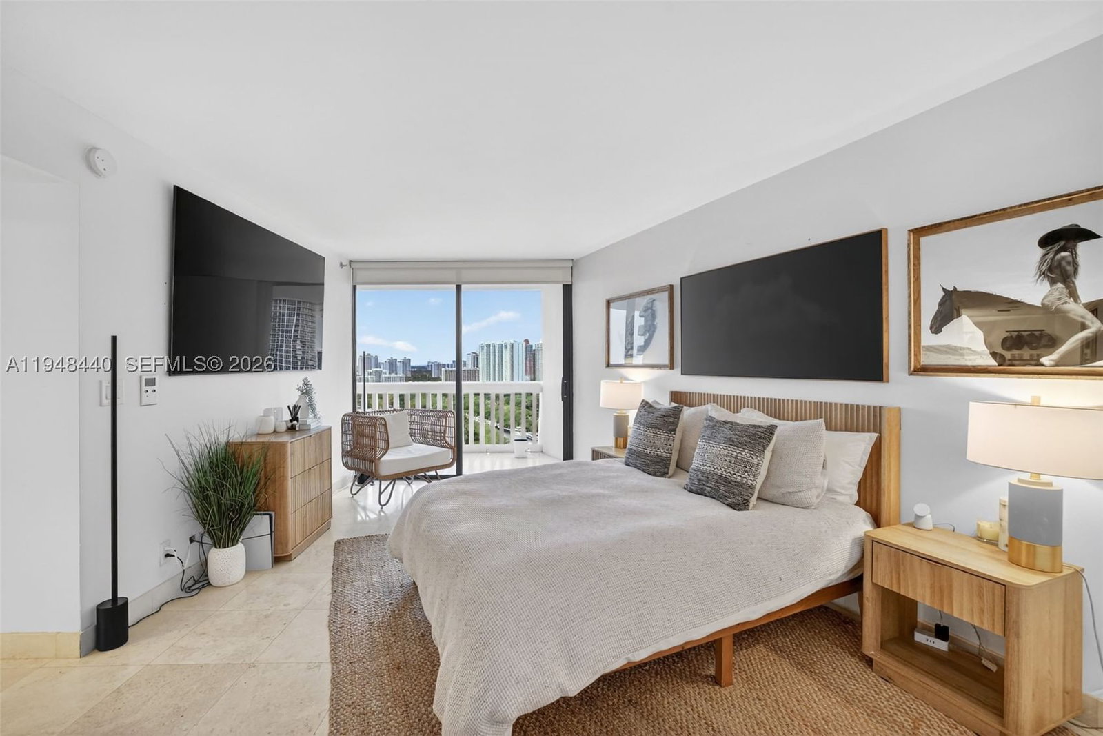 Real estate property located at 1000 Island Blvd #2105, Miami-dade, 1000 Isl Blvd Williams Is, Aventura, FL