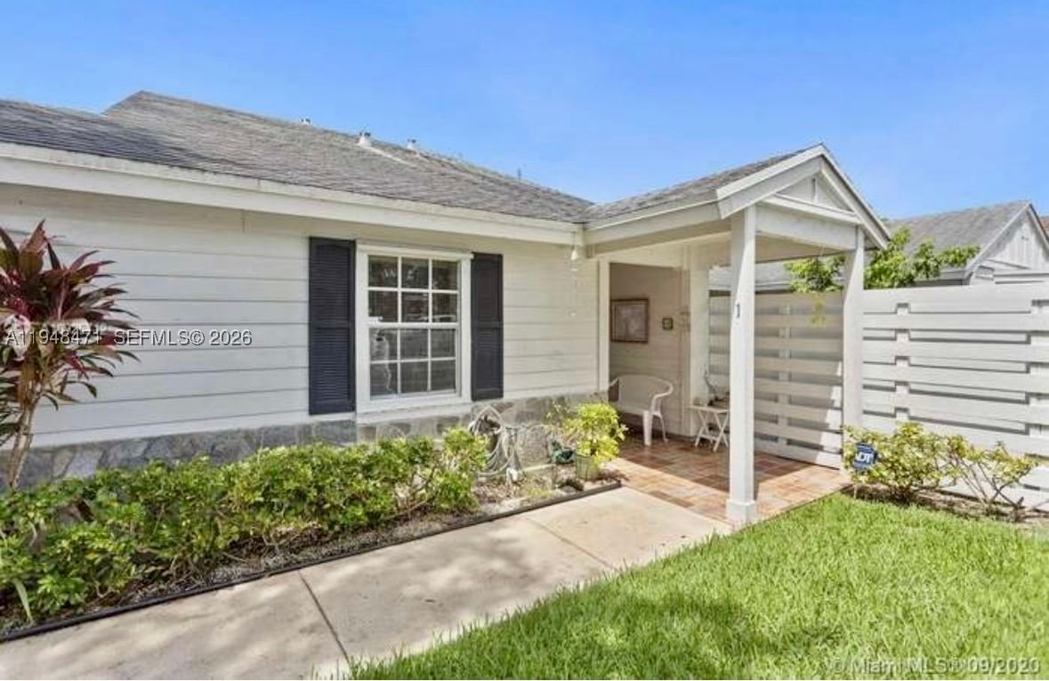 Real estate property located at 13705 149th Cir Ln #1-57, Miami-dade, Vilg Homes Country Walk C, Miami, FL