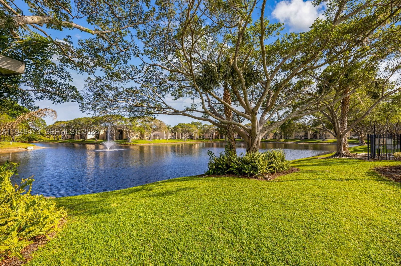Real estate property located at 680 Cypress Club Way I10, Broward, Waters Edge At Deerfield, Deerfield Beach, FL