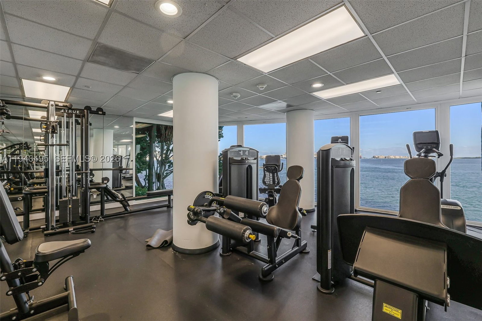 Real estate property located at 770 Claughton Island Dr #409, Miami-dade, Isola Condo, Miami, FL