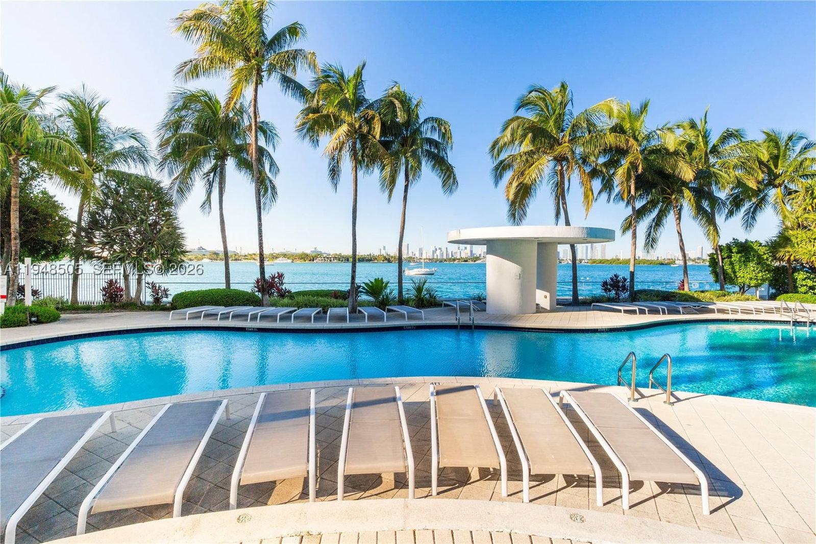 Real estate property located at 1330 West Ave #610, Miami-dade, The Waverly At South Beac, Miami Beach, FL