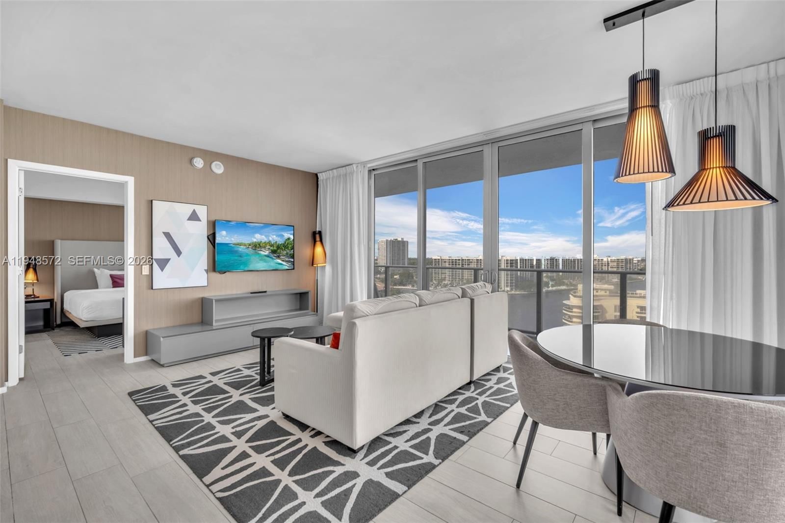 Real estate property located at 4010 Ocean Dr R701, Broward, 4010 South Ocean Condo, Hollywood, FL