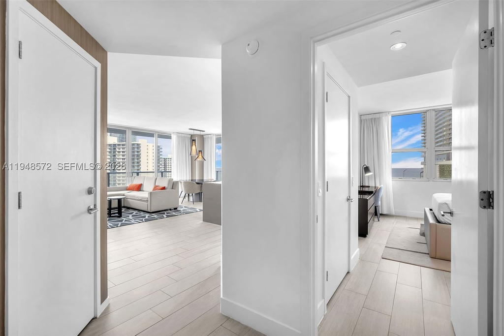 Real estate property located at 4010 Ocean Dr R701, Broward, 4010 South Ocean Condo, Hollywood, FL