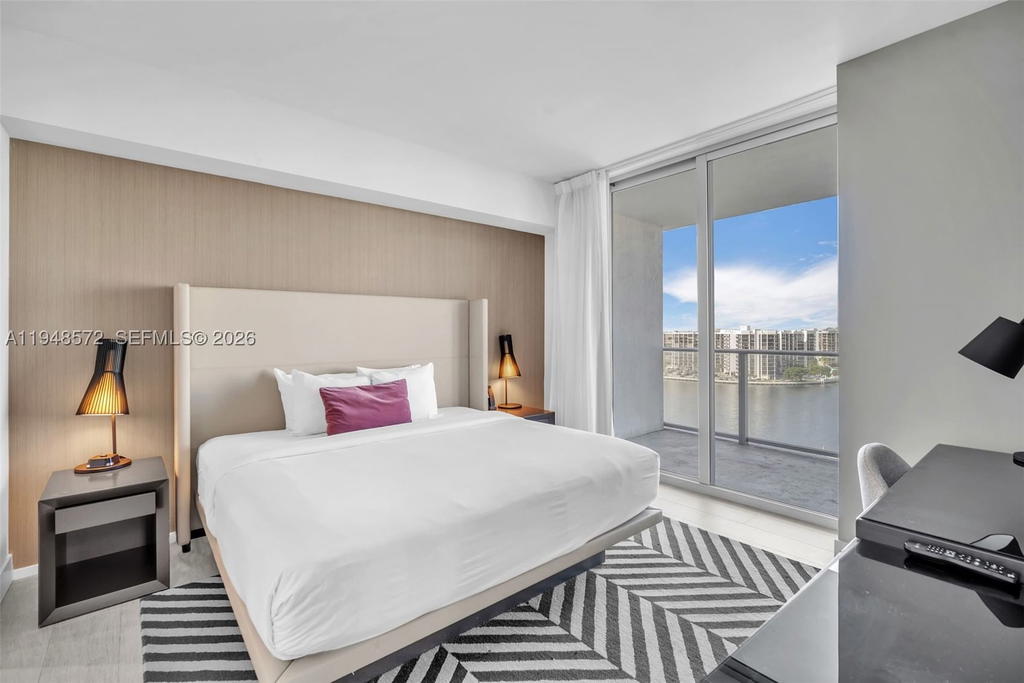 Real estate property located at 4010 Ocean Dr R701, Broward, 4010 South Ocean Condo, Hollywood, FL