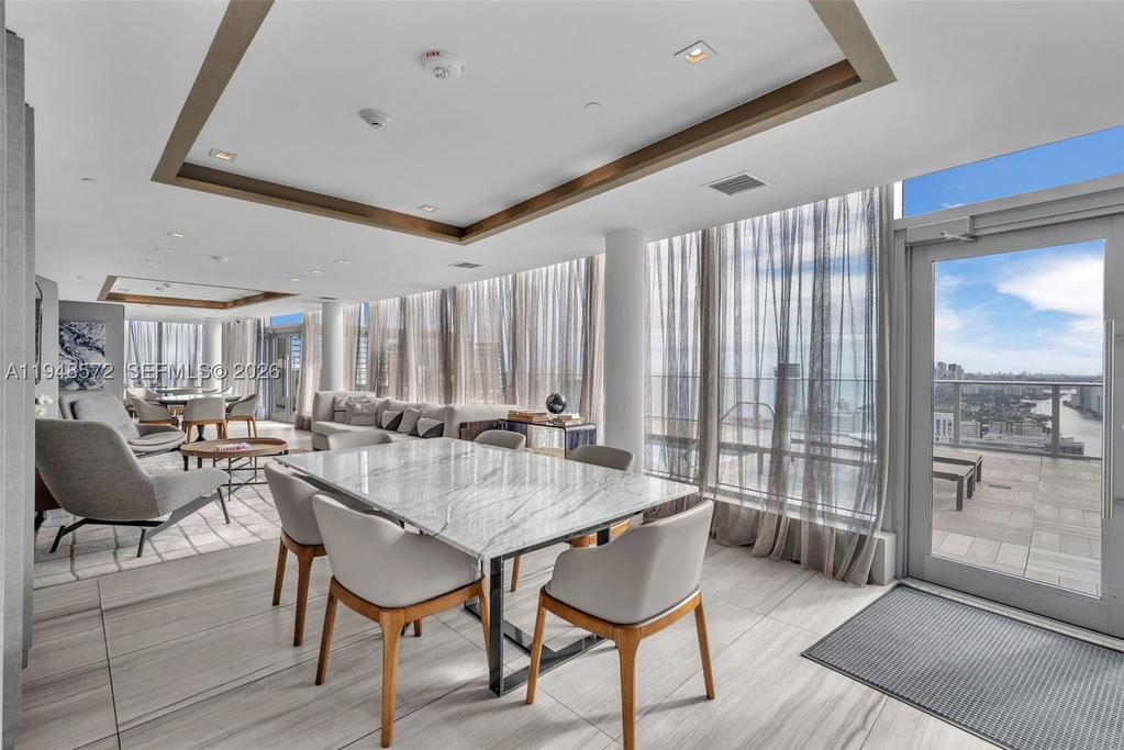 Real estate property located at 4010 Ocean Dr R701, Broward, 4010 South Ocean Condo, Hollywood, FL