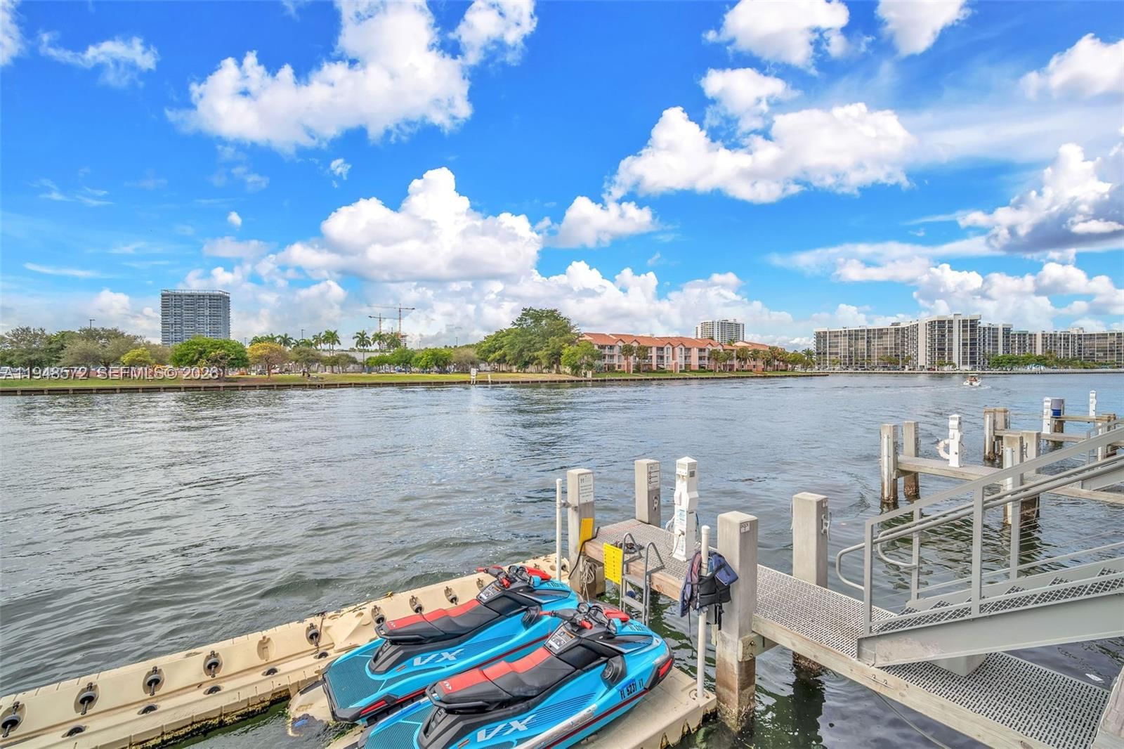 Real estate property located at 4010 Ocean Dr R701, Broward, 4010 South Ocean Condo, Hollywood, FL