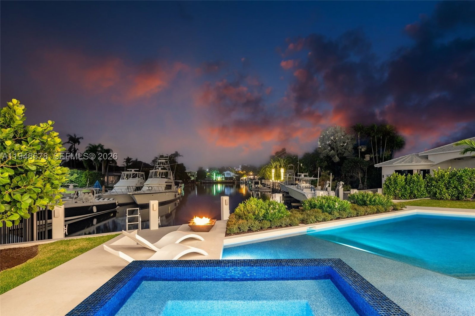 Real estate property located at 51 Isla Bahia Dr, Broward, Isla Bahia, Fort Lauderdale, FL