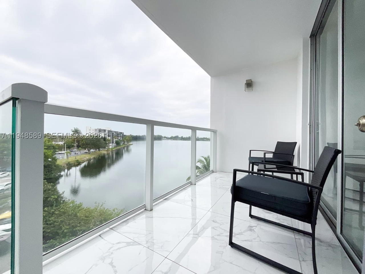 Real estate property located at 1301 Miami Gardens Dr #501W, Miami-dade, Buckley Towers Condo - Ea, Miami, FL