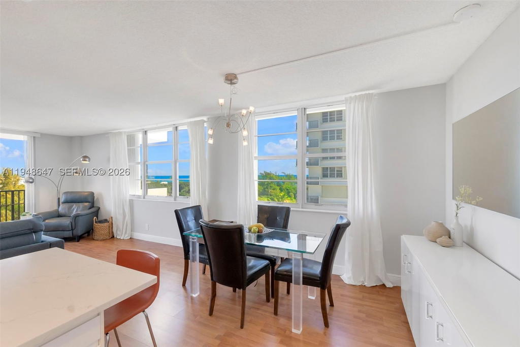 Real estate property located at 2121 Ocean Blvd #902W, Palm Beach, Boca Towers Condo Portion, Boca Raton, FL