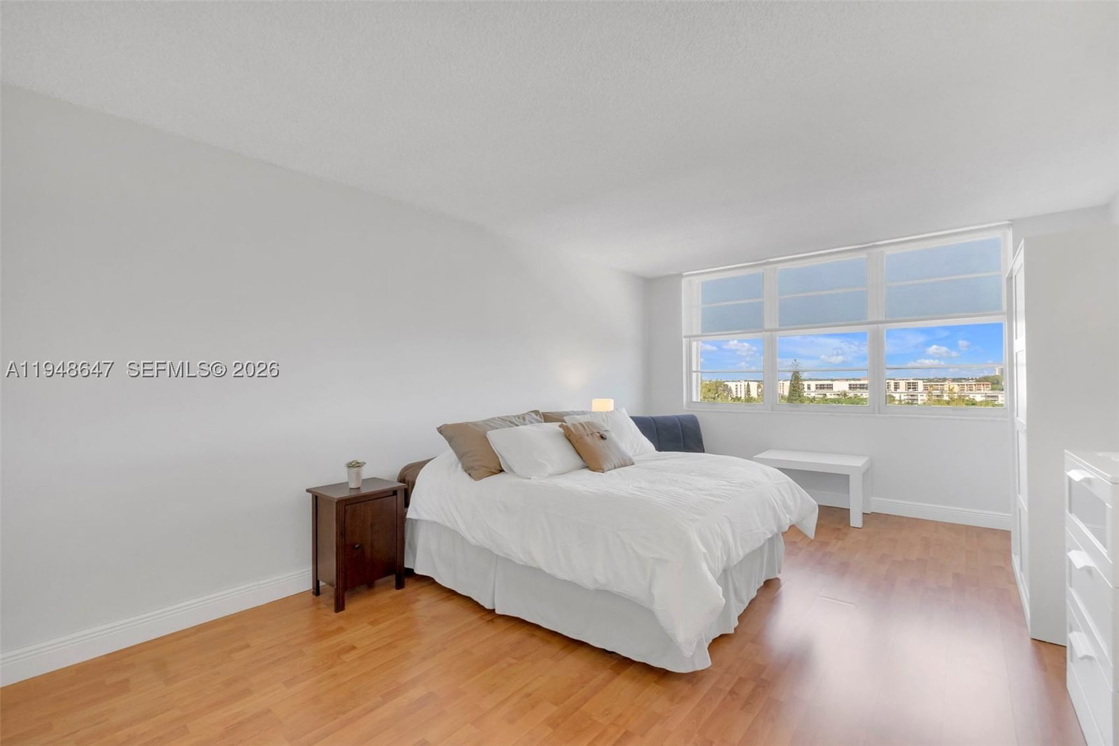 Real estate property located at 2121 Ocean Blvd #902W, Palm Beach, Boca Towers Condo Portion, Boca Raton, FL