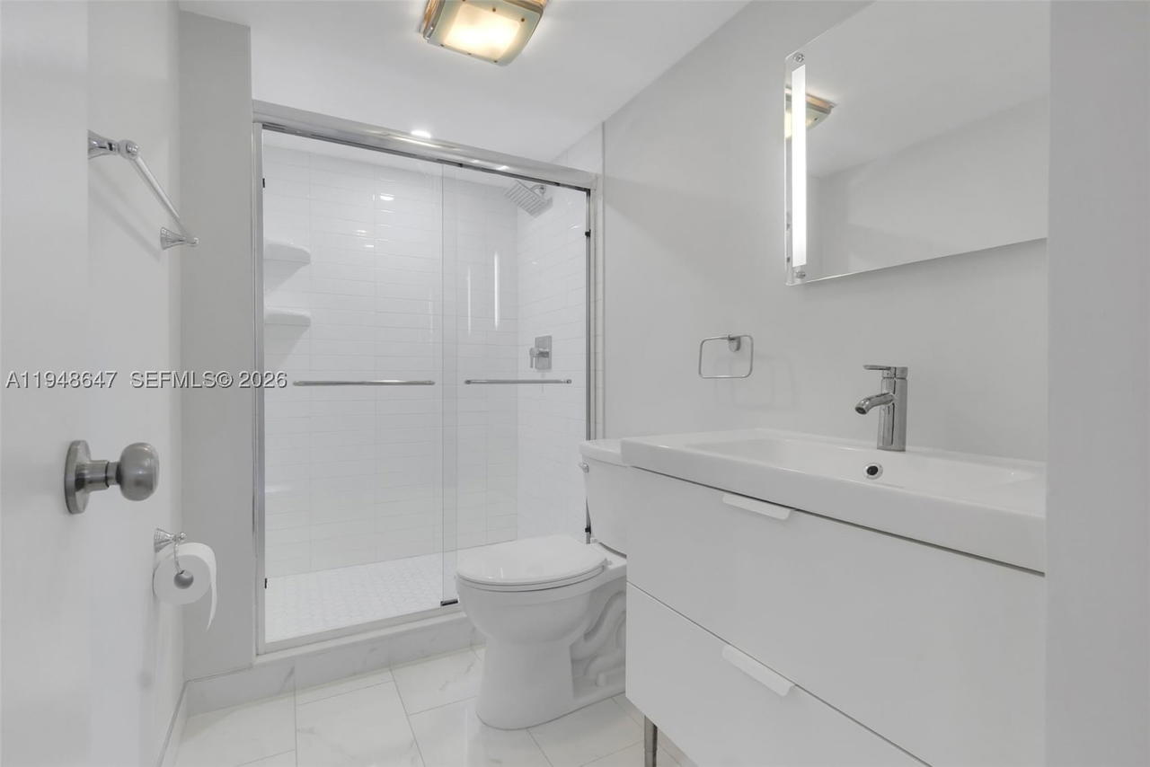 Real estate property located at 2121 Ocean Blvd #902W, Palm Beach, Boca Towers Condo Portion, Boca Raton, FL