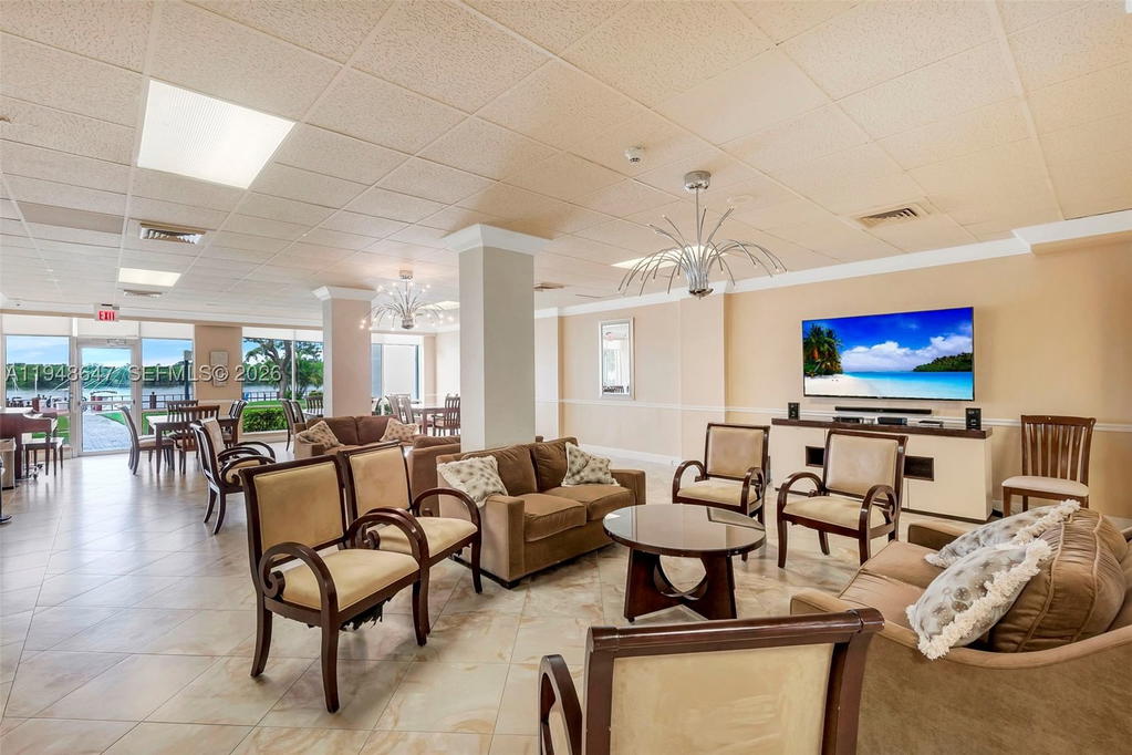 Real estate property located at 2121 Ocean Blvd #902W, Palm Beach, Boca Towers Condo Portion, Boca Raton, FL